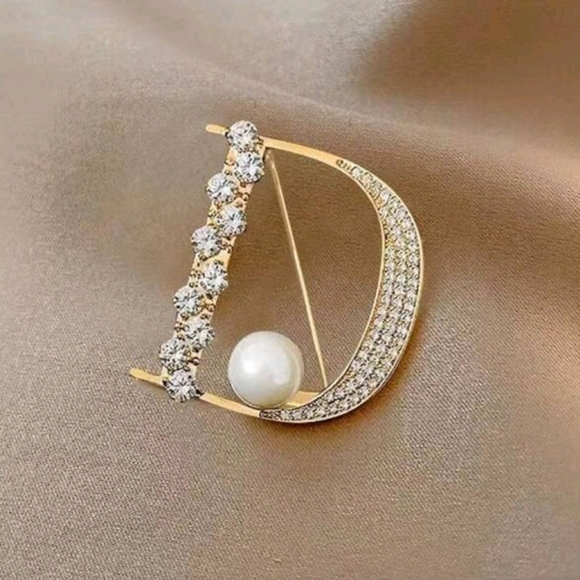 Dior Style Brooch - Picture 5 of 6
